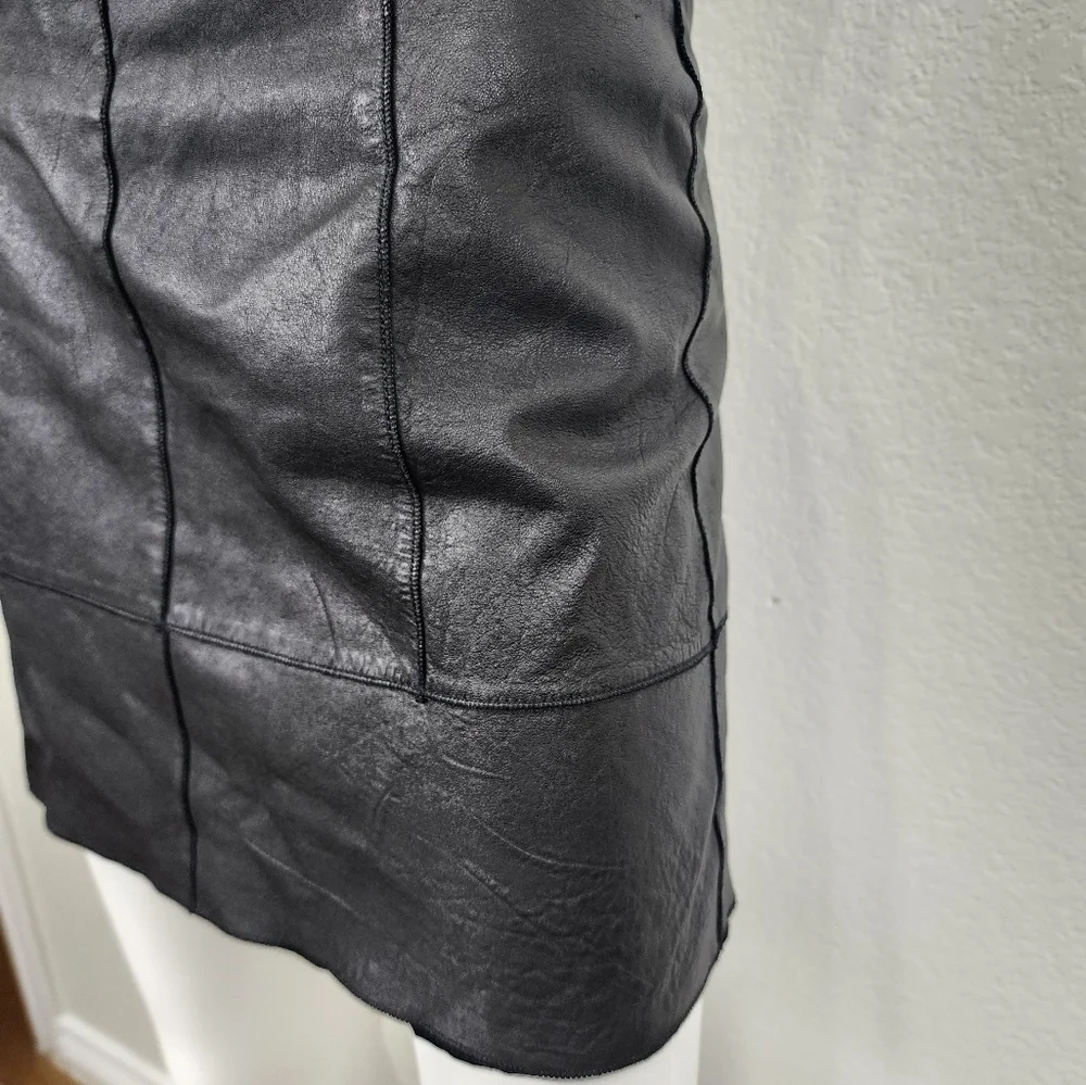 Bebe Leather Streetwear Black Mini Skirt Size 8